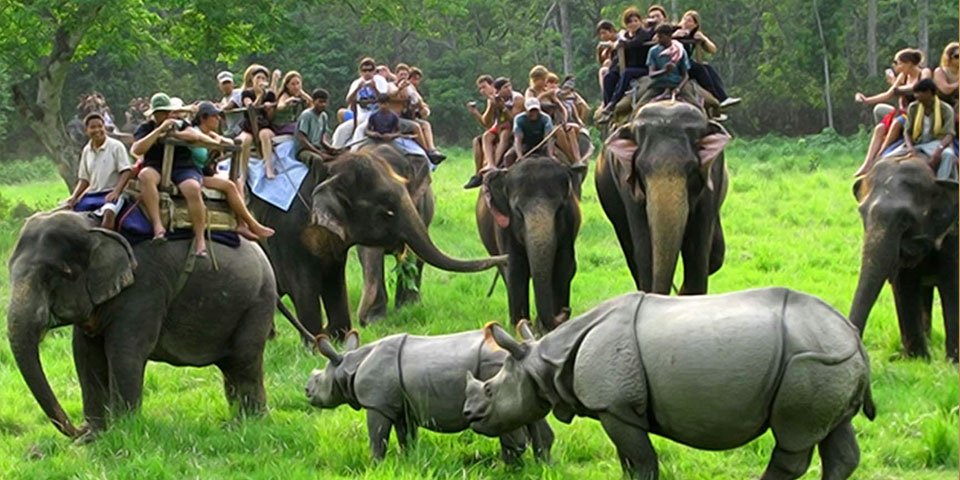 GUWAHATI – SHILLONG – CHERRAPUNJEE – KAZIRANGA – BOMDILA – TAWANG – DIRANG – GUWAHATI